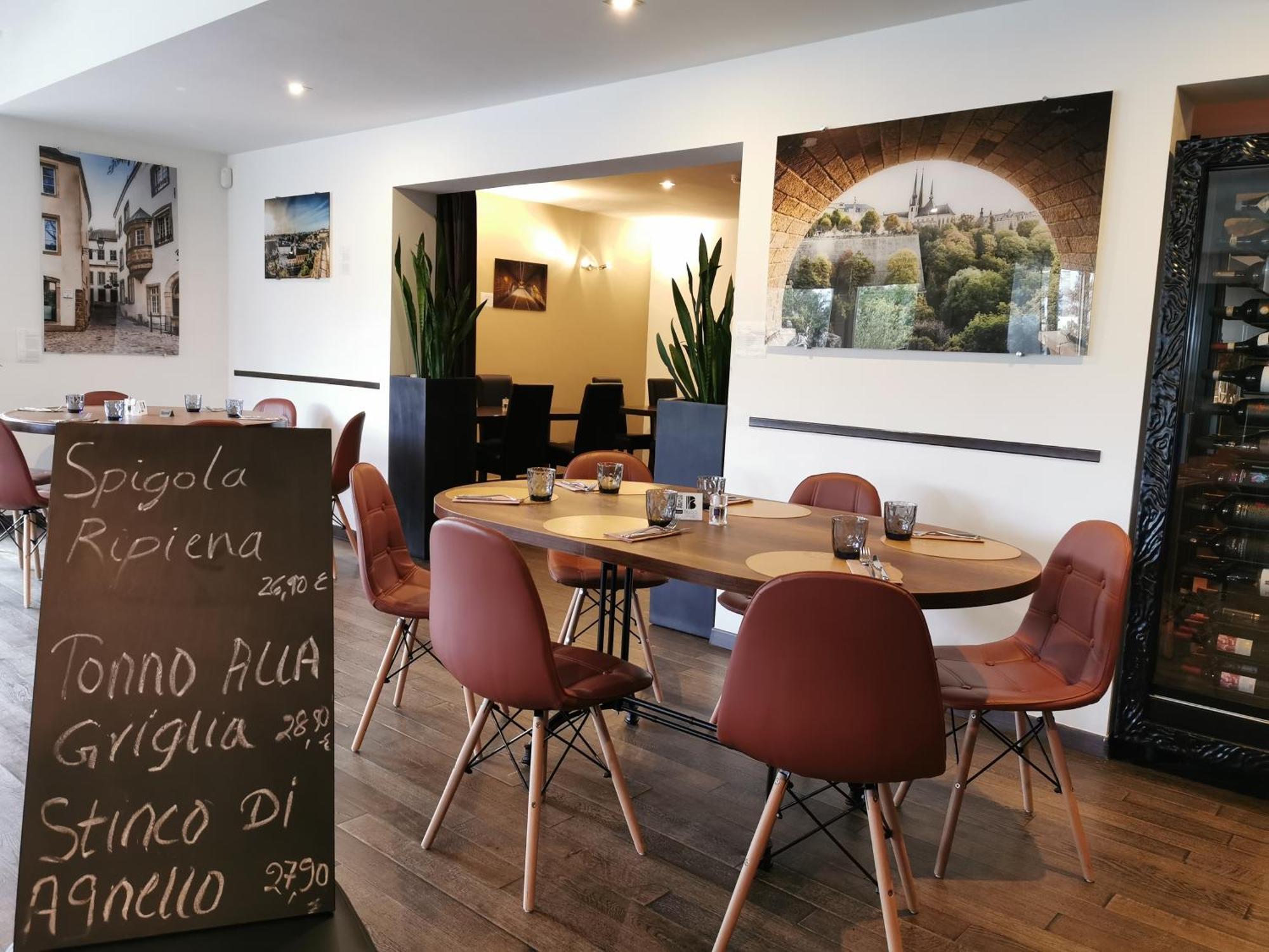 Bivius Hotel Restaurant Luxembourg Strassen Exterior foto