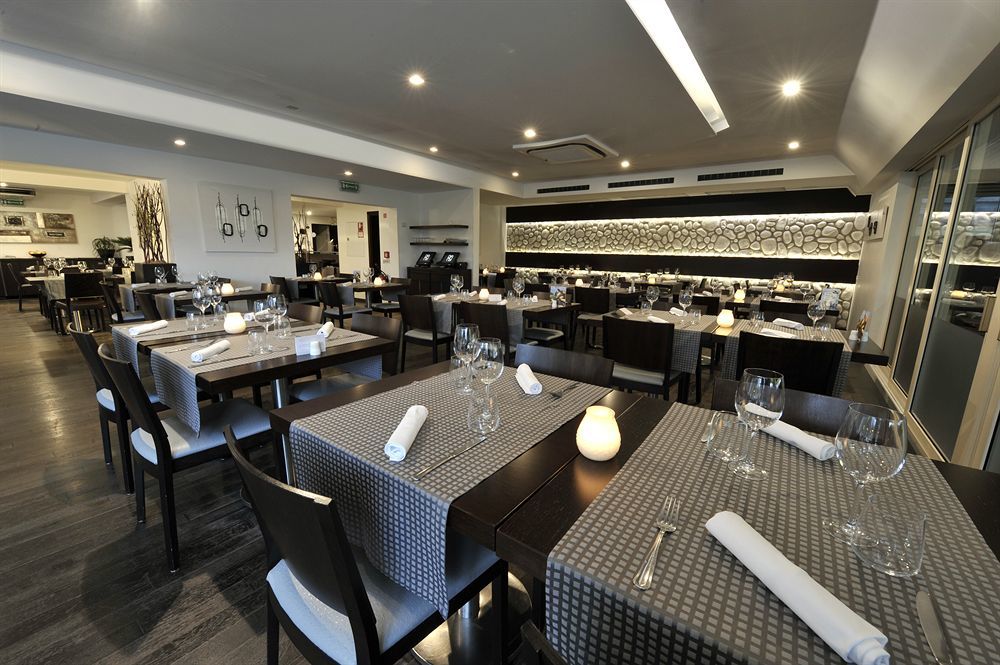 Bivius Hotel Restaurant Luxembourg Strassen Exterior foto